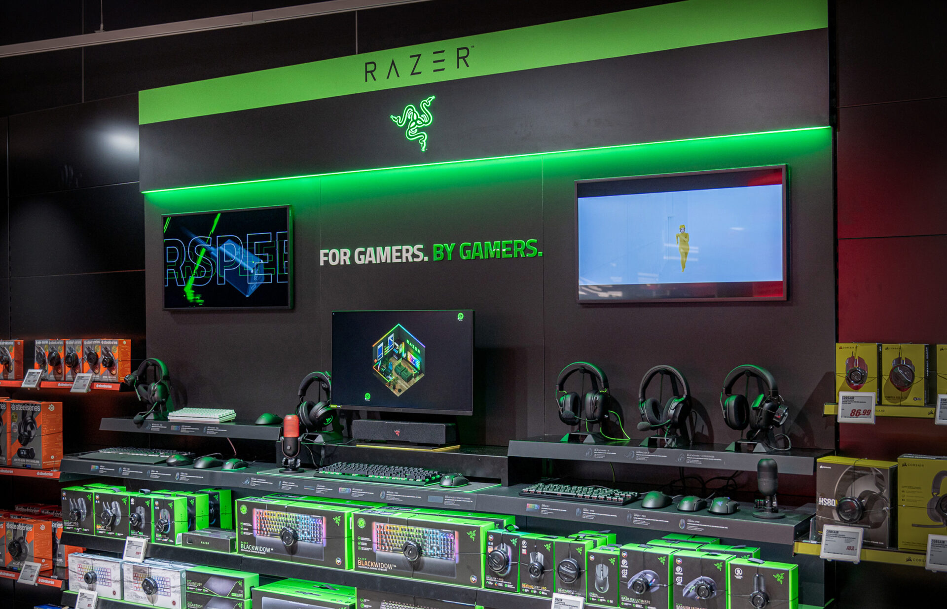 Impact insore_Razer Technical Village MediaMarkt Rotterdam_01