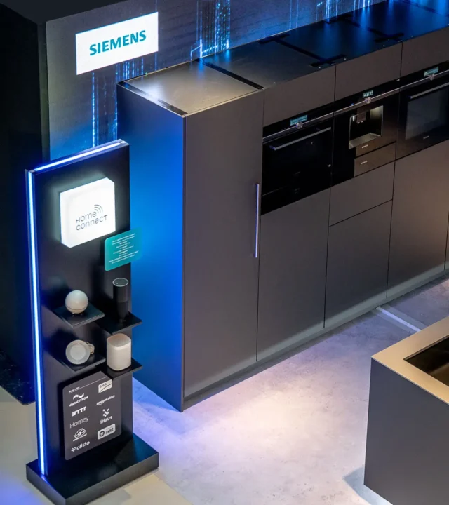 2 – Our Projects – Teaser – Floor Display – Siemens kopiëren